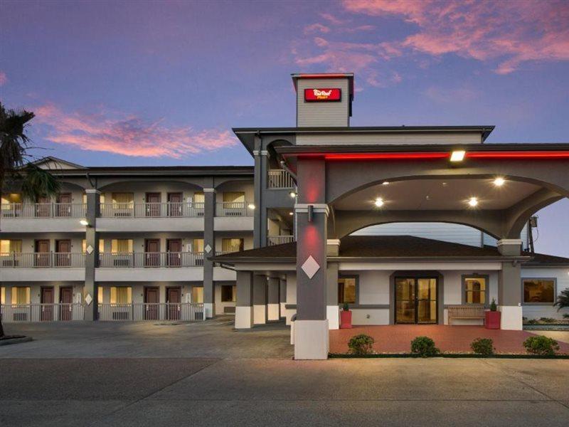 Red Roof Inn Plus + Galveston - Beachfront Buitenkant foto