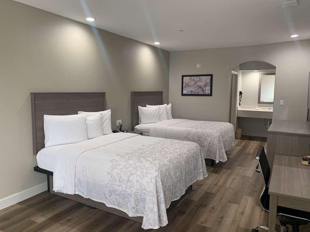 Red Roof Inn Plus + Galveston - Beachfront Kamer foto