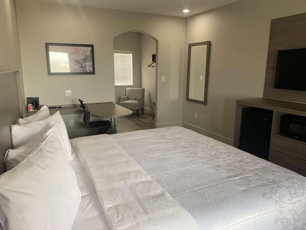 Red Roof Inn Plus + Galveston - Beachfront Kamer foto